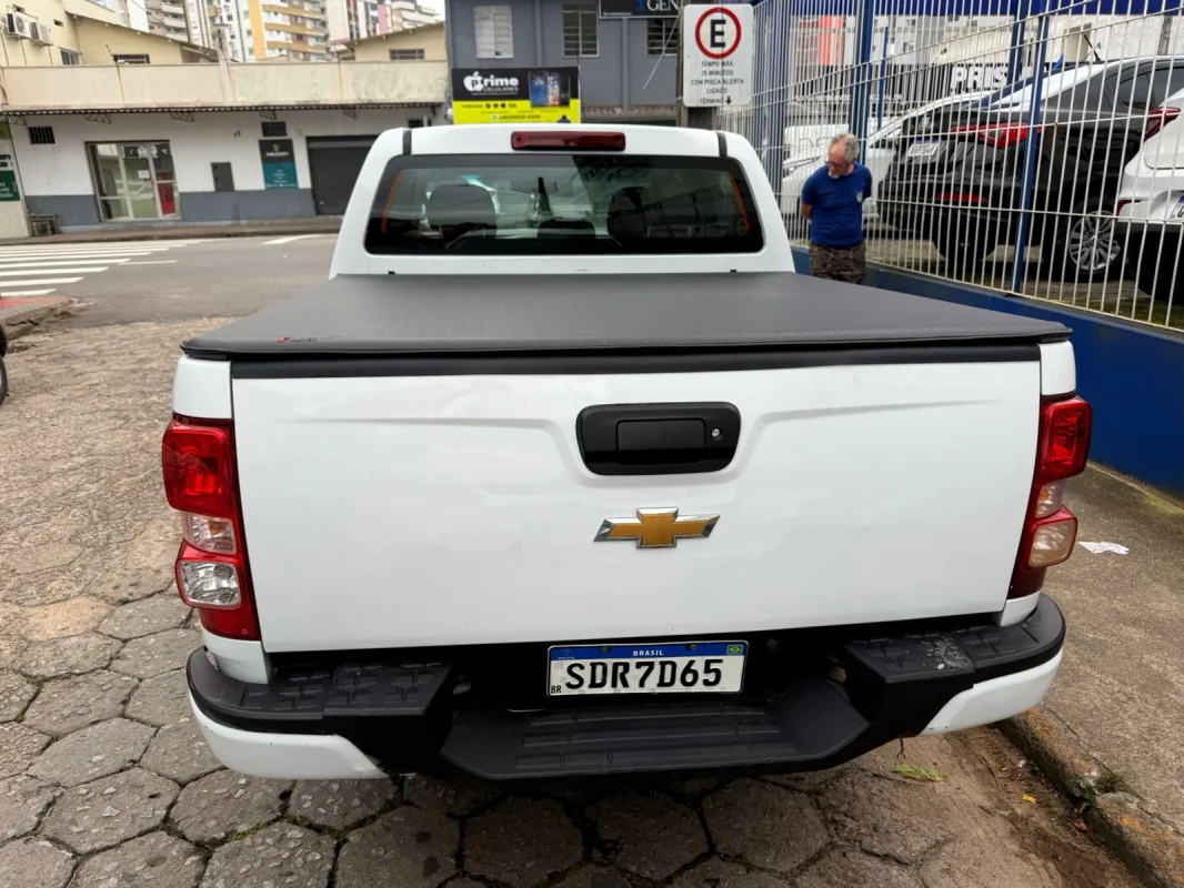 S10 Pick Up LS 2.8 Mec. TDI CD 4x4 Diesel 2023 - Imagem 4