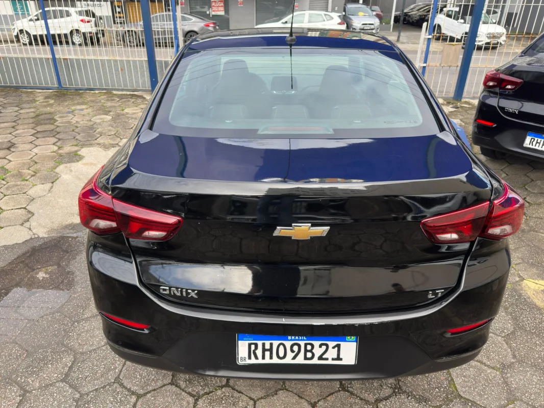 ONIX SEDAN Plus LT 1.0 12V Flex 2022 - Imagem 4