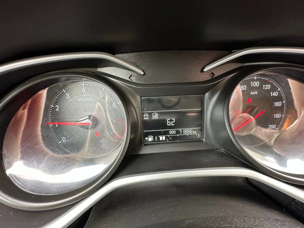 ONIX SEDAN Plus LT 1.0 12V Flex 2022 - Imagem 10