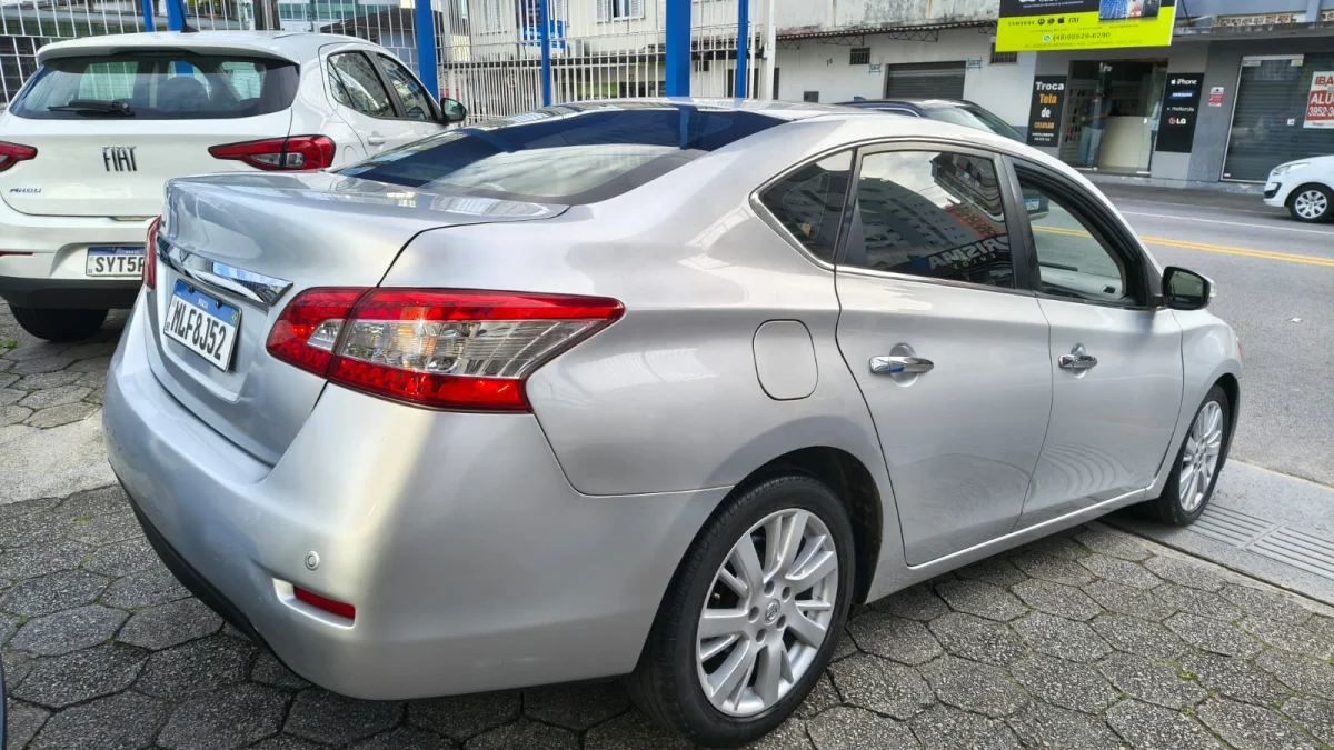 Sentra SL 2.0 Automático TETO SOLAR 2014 - Imagem 4