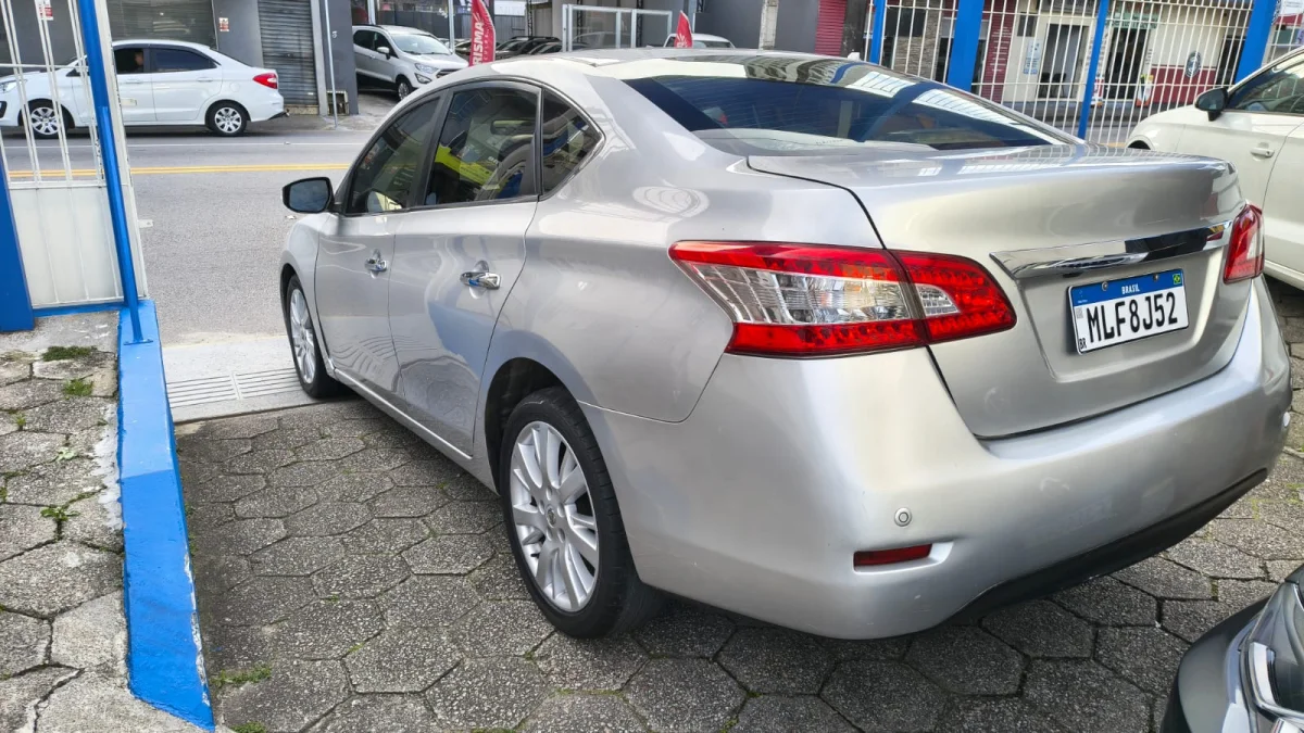 Sentra SL 2.0 Automático TETO SOLAR 2014 - Imagem 11