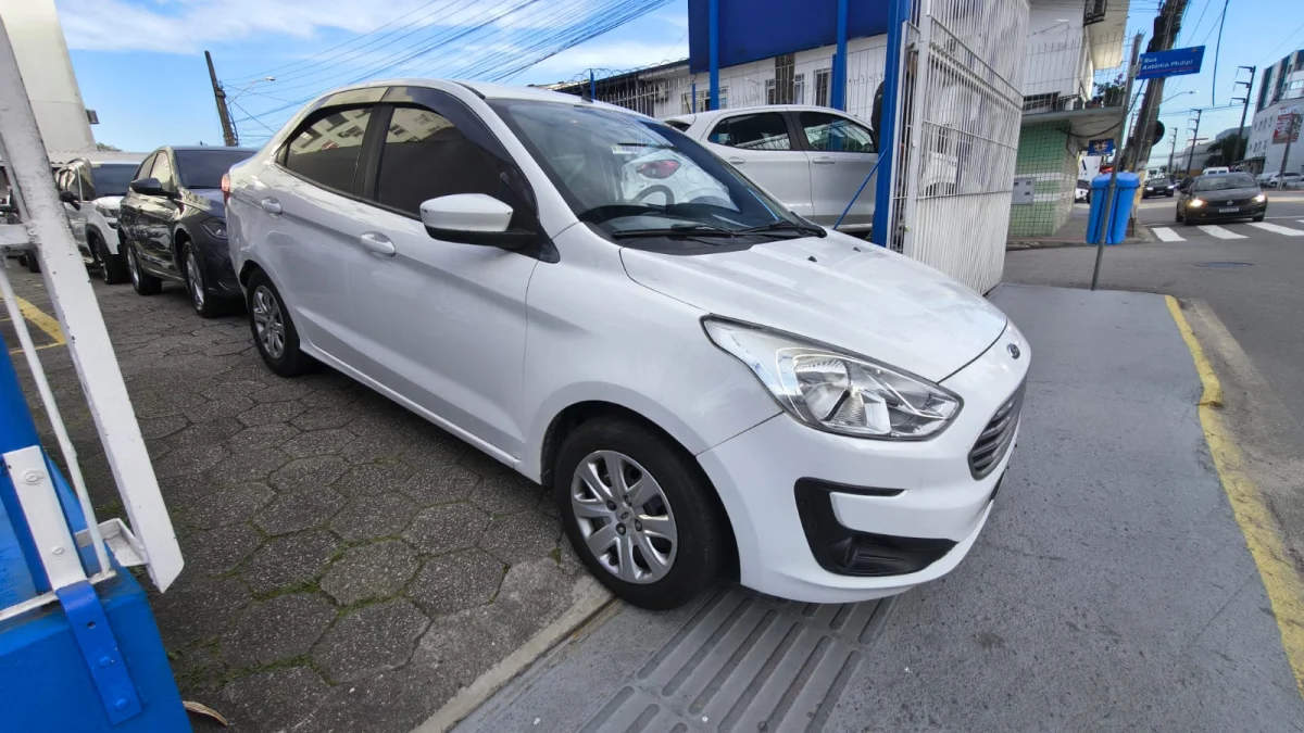 Ka 1.5 sedan Completo Manual 2019