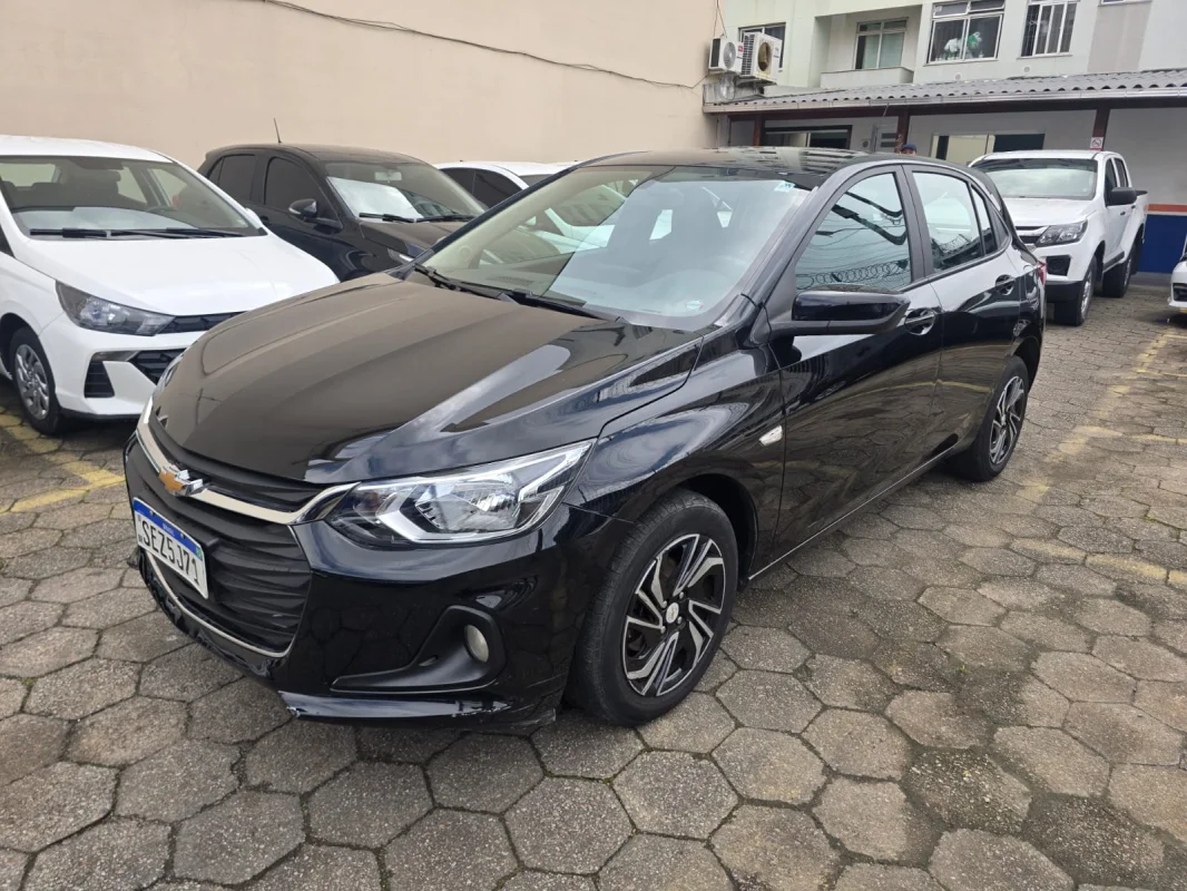 Onix Hatch LT2 1.0 Mec. Completo 2024 - Imagem 3