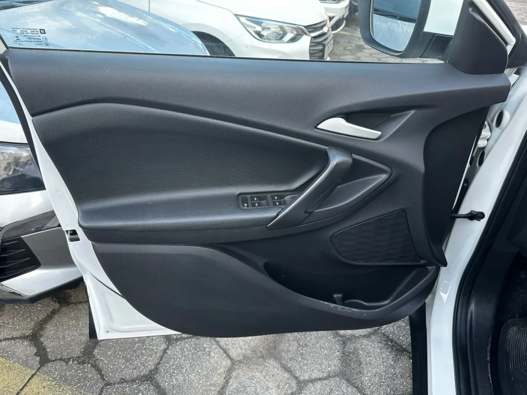 TRACKER 1.0 Turbo 12V Flex Automática 2023 - Imagem 13