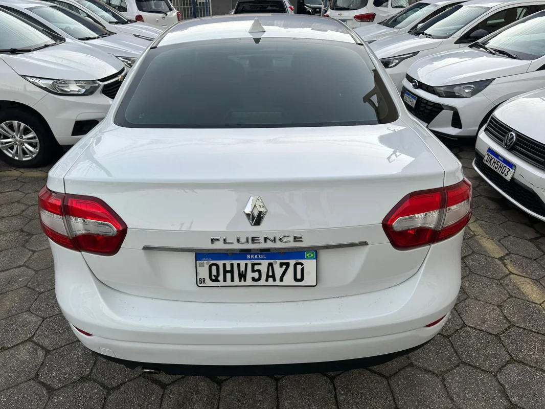 FLUENCE Dynamic Plus 2.0 16V FLEX Automático 2016 com GNV - Imagem 4