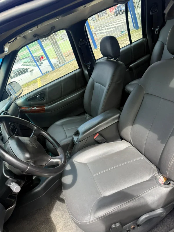 S10 Pick Up Executive 2.8 Mec. CD 4x4 Diesel 2005 - Imagem 9