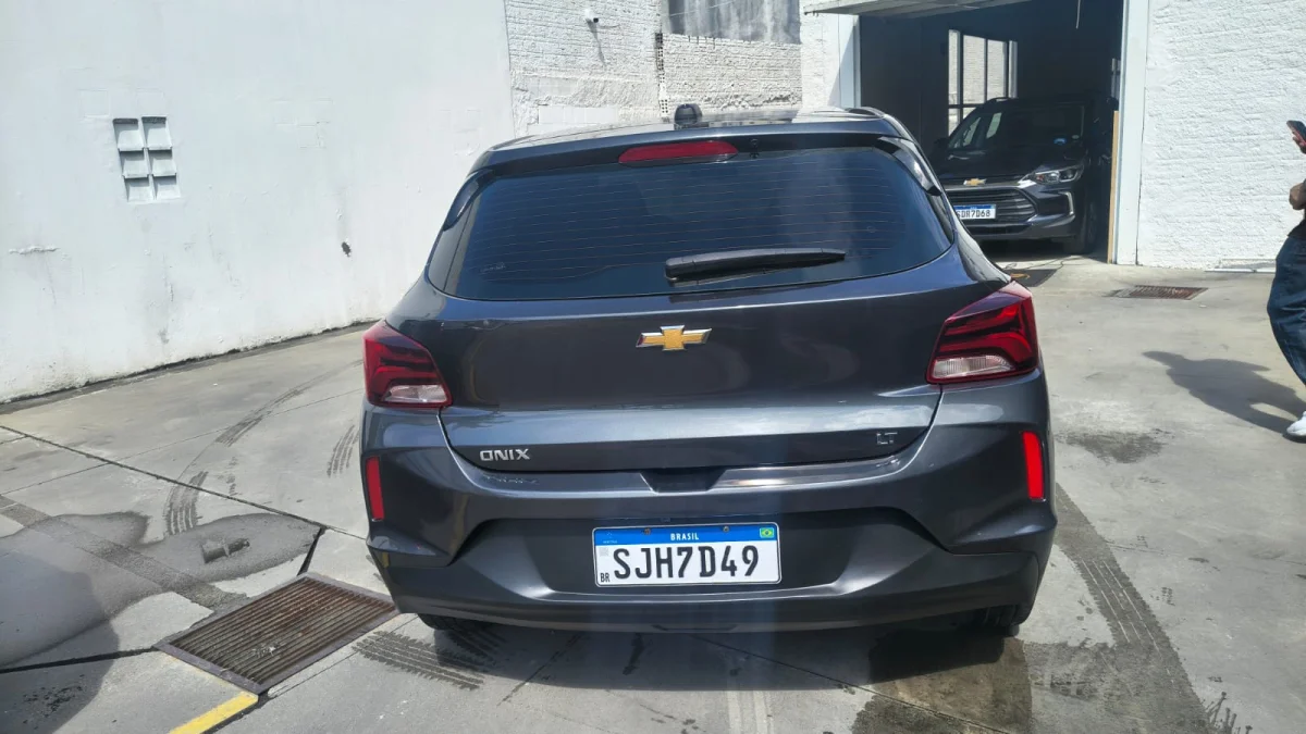 ONIX 1.0 LT2Completo 2025 - Imagem 6
