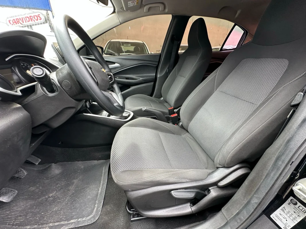 ONIX SEDAN Plus LT 1.0 12V Flex 2022 - Imagem 8