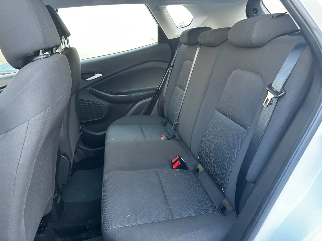 ONIX SEDAN Plus LT 1.0 12V Flex 2022 - Imagem 9