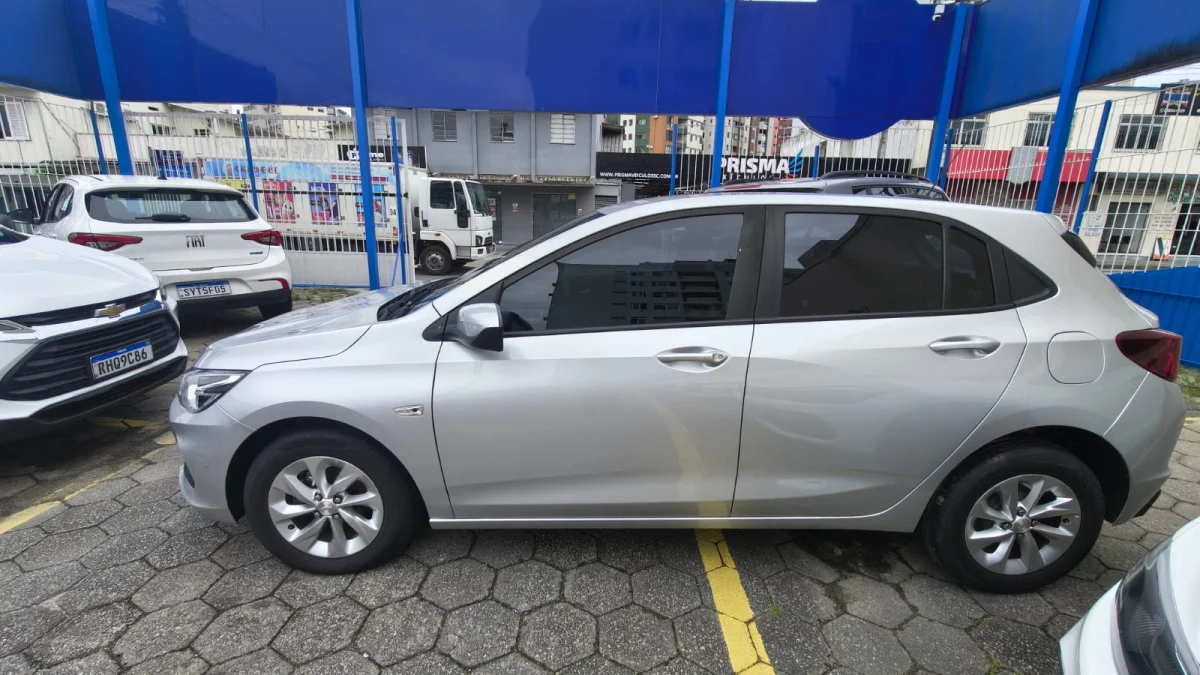 ONIX 1.0 LT2Completo 2023 - Imagem 5