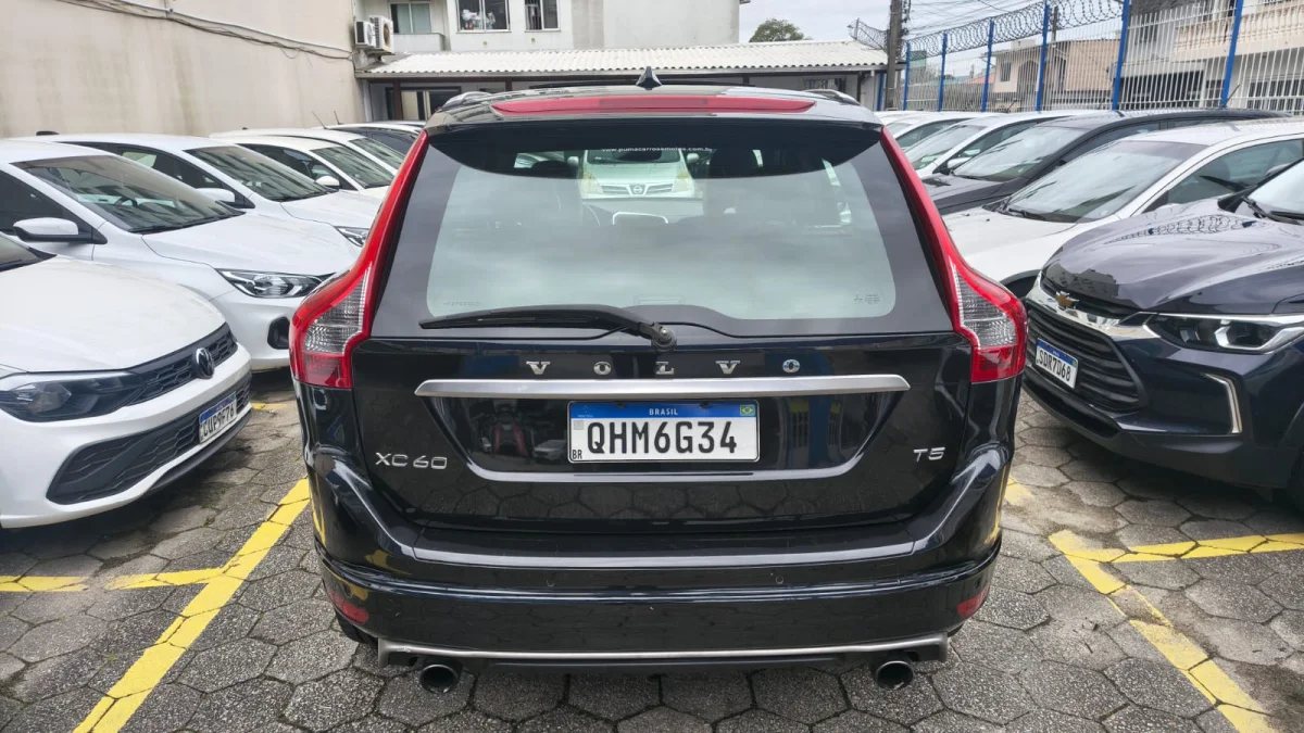 XC60 2.0 T5 R-Designer 2015 - Imagem 6