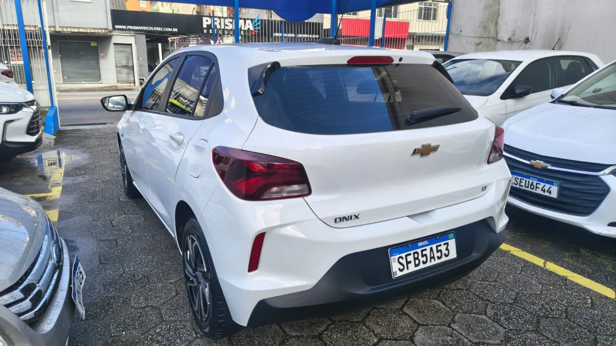 Onix Hatch LT2 1.0 Completo 2024 - Imagem 6