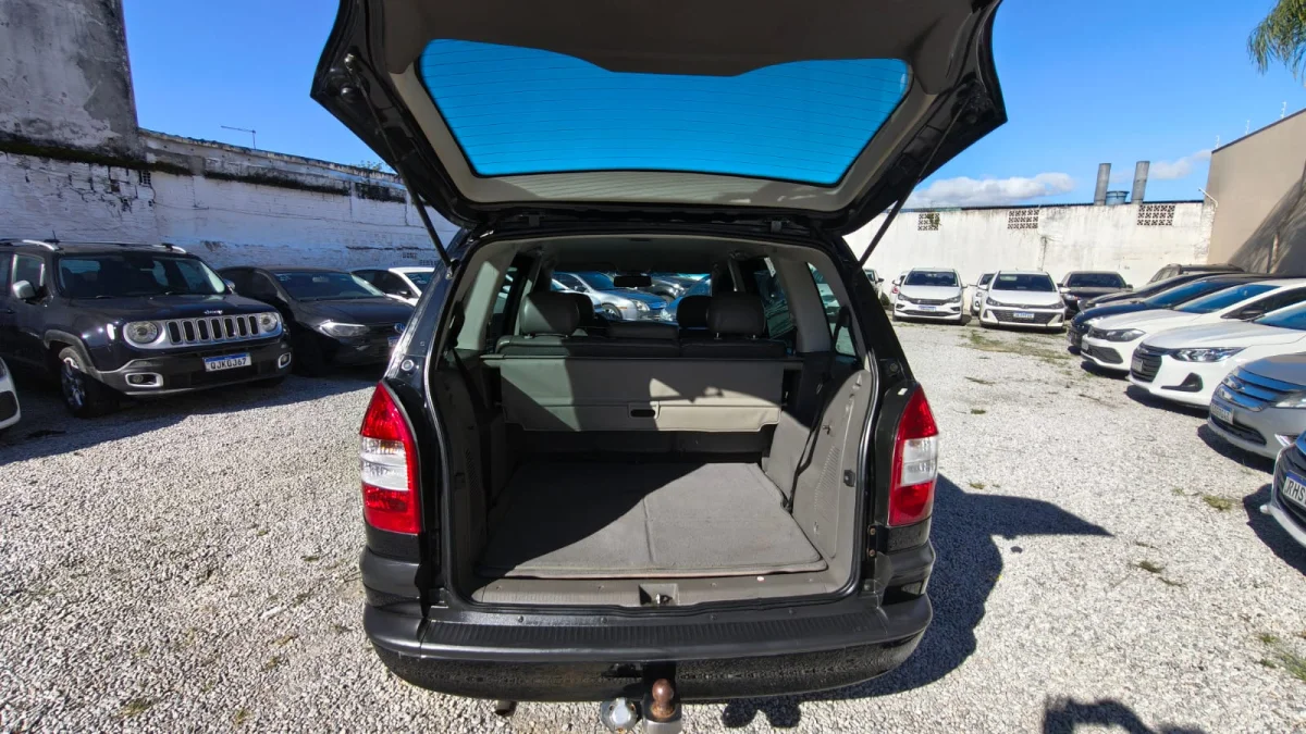 Zafira Elite 2.0 MPFI FlexPower 8V Aut 2011 - Imagem 6