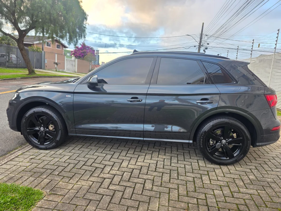 Q5 2.0 TFSI S-LINE S TRONIC 2020 - Imagem 5