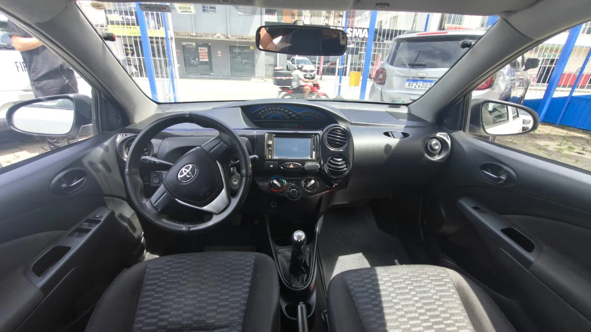 Etios X Sedan 1.5 Completo GNV 2015 - Imagem 7
