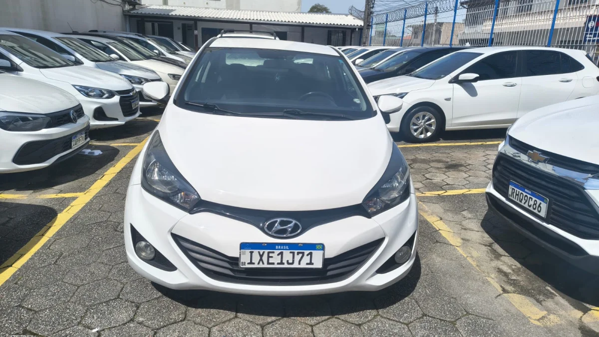 HB20S C.Style/C.Plus1.6 Flex 16V Aut. 4p 2014 - Imagem 2