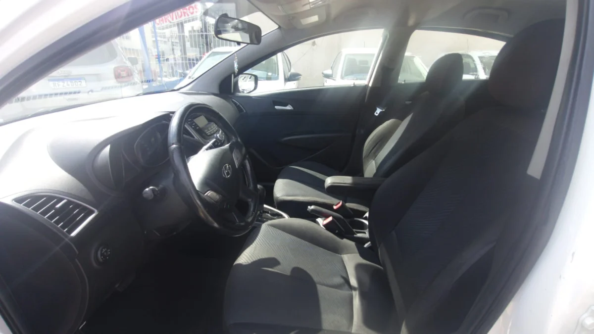 HB20S C.Style/C.Plus1.6 Flex 16V Aut. 4p 2014 - Imagem 11