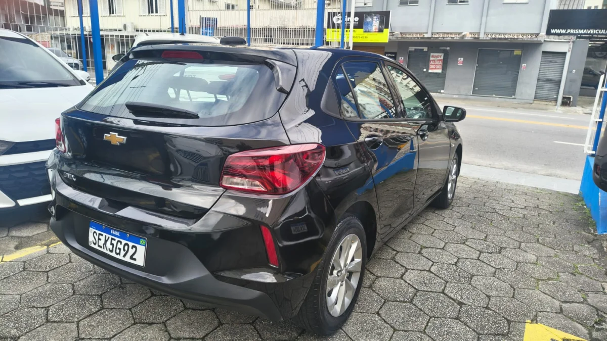 ONIX 1.0 LT2Completo 2023 - Imagem 4