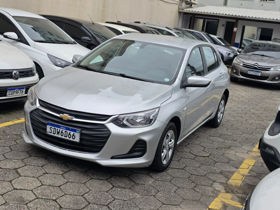 ONIX 1.0 LT2 Completo 2023 - Imagem 3