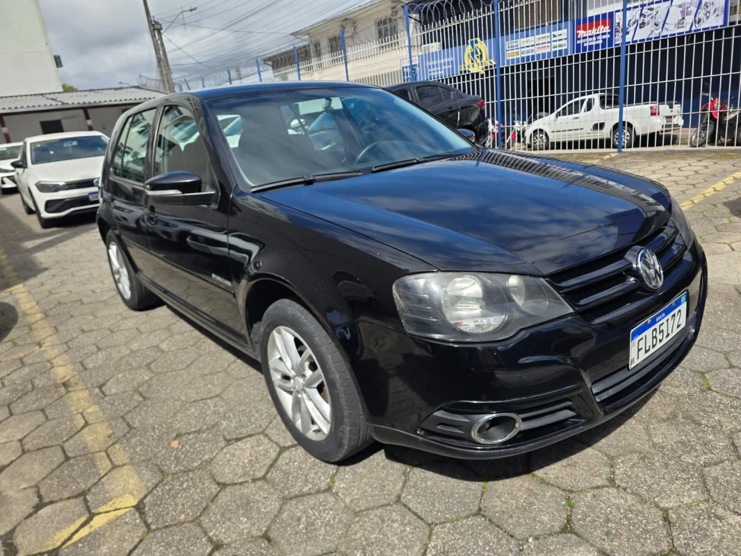 Golf Sportline 1.6 Mec. Completo 2014 - Imagem 1
