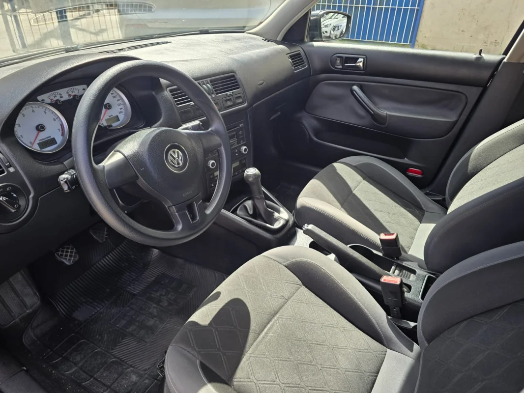 Golf Sportline 1.6 Mec. Completo 2014 - Imagem 8