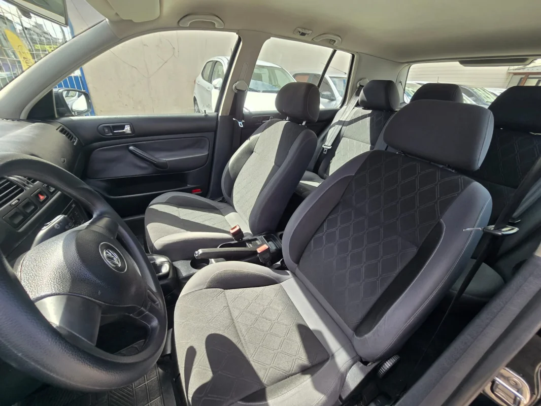 Golf Sportline 1.6 Mec. Completo 2014 - Imagem 9