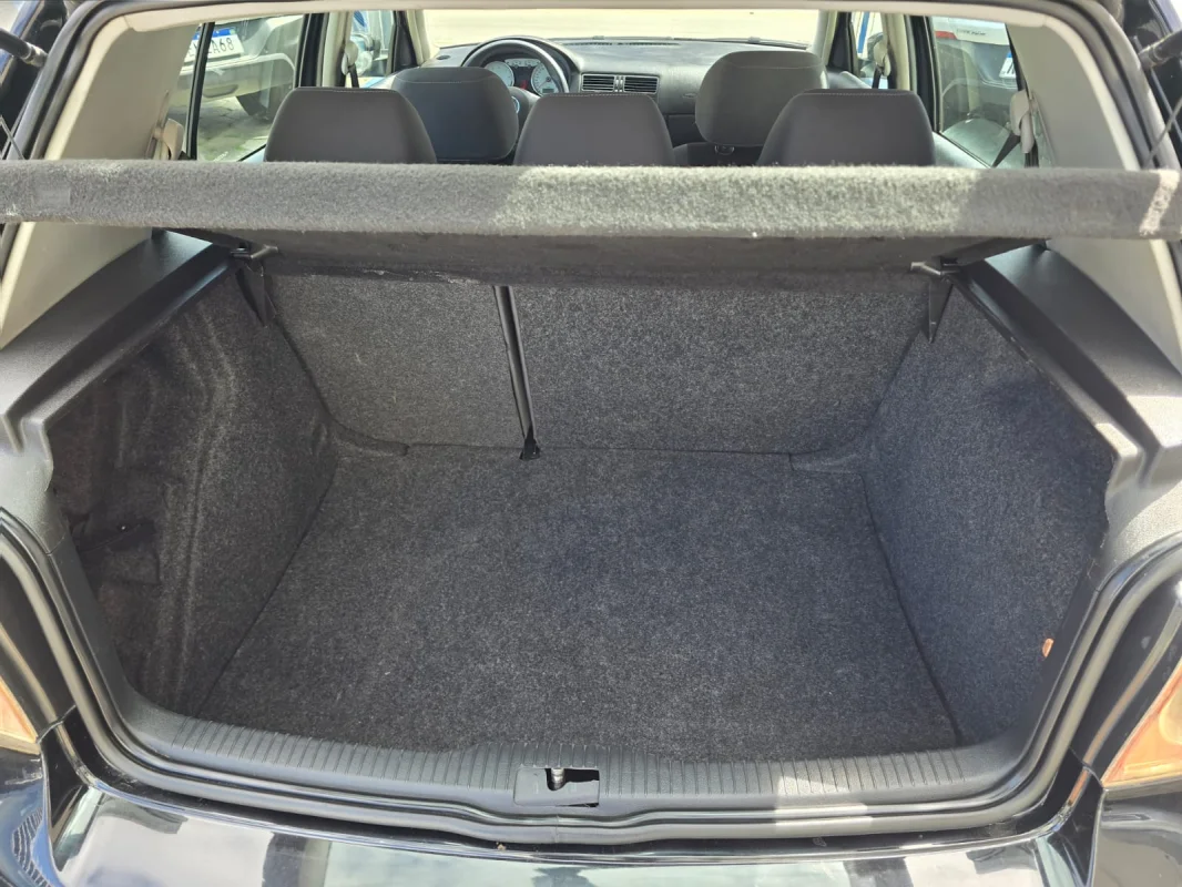 Golf Sportline 1.6 Mec. Completo 2014 - Imagem 13