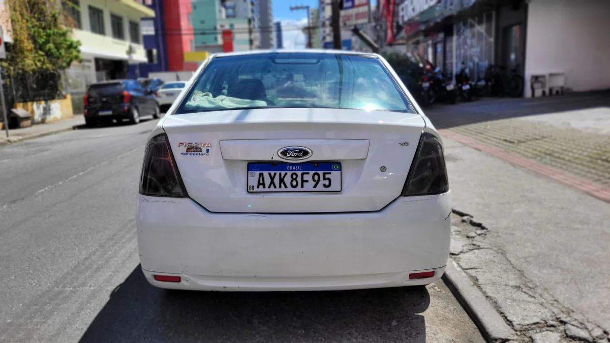 Fiesta Sedan SE 1.6 Completo + GNV 2014 - Imagem 6