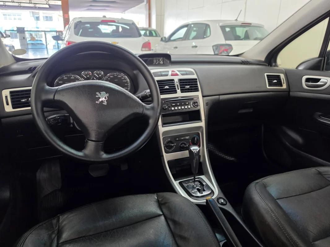 307 Presence 2.0 Flex 16V 5p Automático 2011 COM TETO - Imagem 6