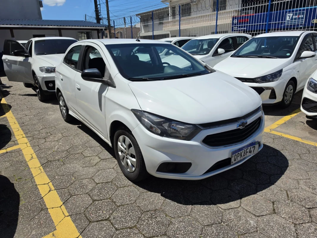 Onix LT 1.0 4p Ano 2019