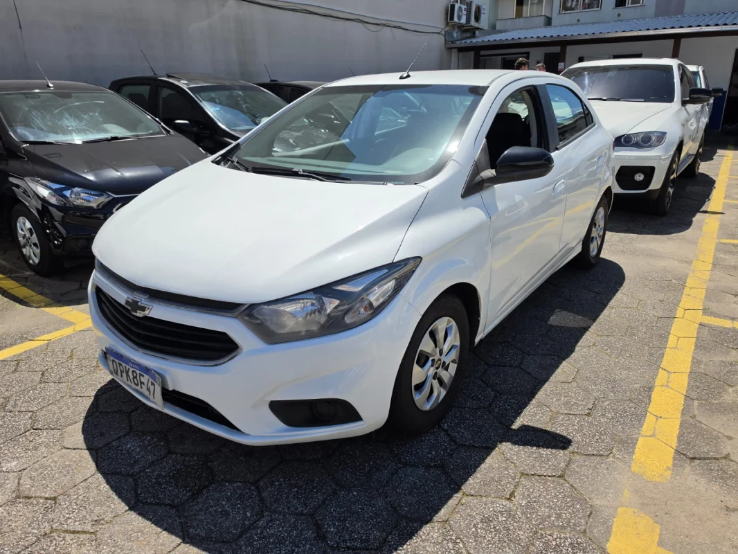 Onix LT 1.0 4p Ano 2019 - Imagem 2