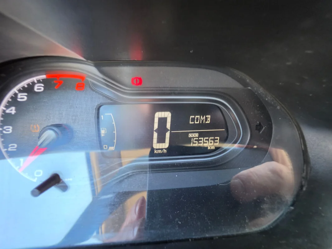 Onix LT 1.0 4p Ano 2019 - Imagem 6