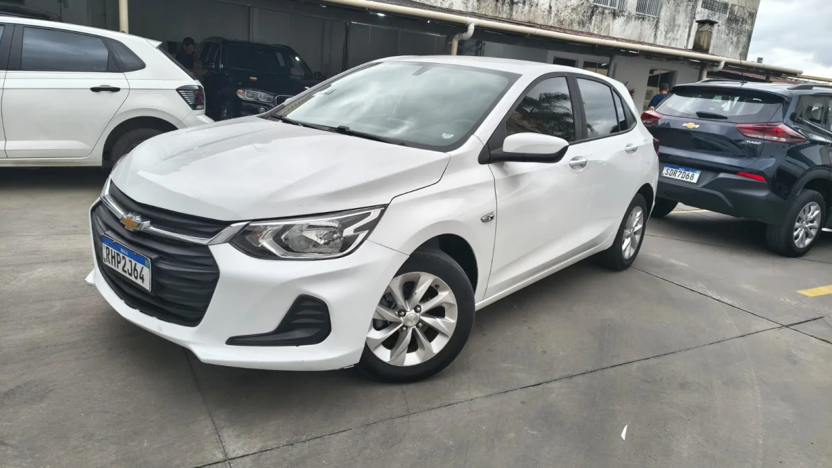 Onix Hatch LT2 1.0 Completo 2022 - Imagem 2