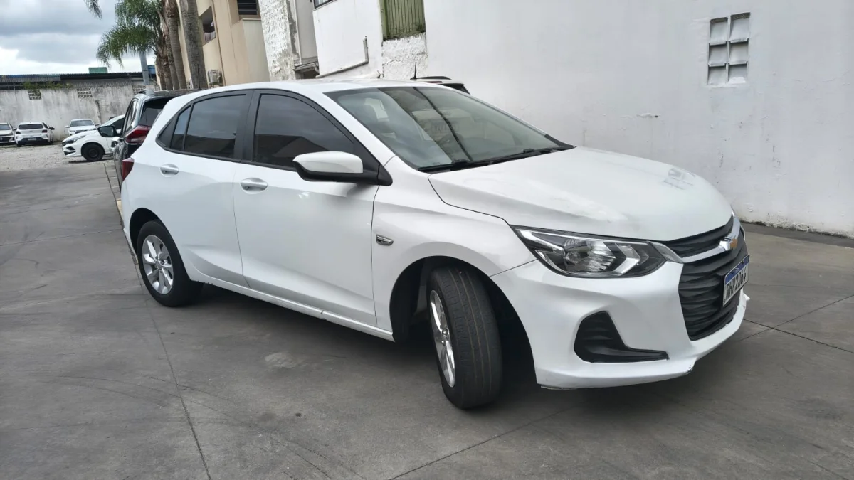 Onix Hatch LT2 1.0 Completo 2022