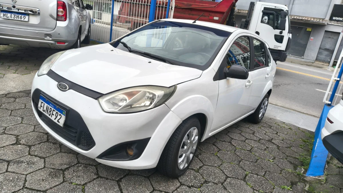 Fiesta sedan 1.6 completo Manual 2014 - Imagem 4