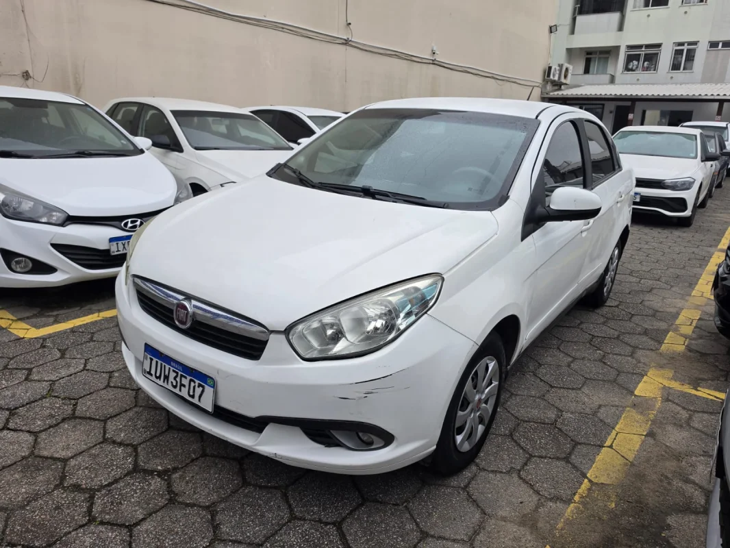 Grand Siena ATTRAC Completo Manual 1.4 2014 - Imagem 3