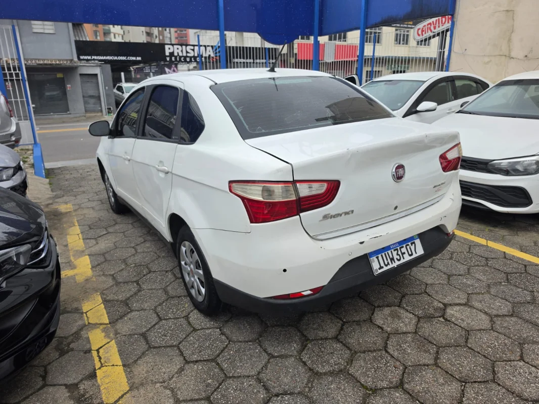 Grand Siena ATTRAC Completo Manual 1.4 2014 - Imagem 2