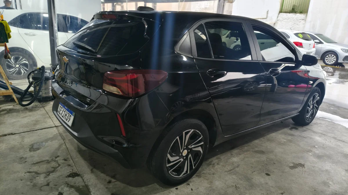 Onix Hatch LT2 1.0 Completo 2024 - Imagem 5