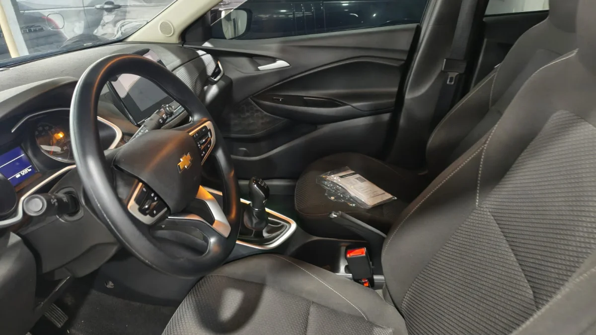 Onix Hatch LT2 1.0 Completo 2024 - Imagem 7