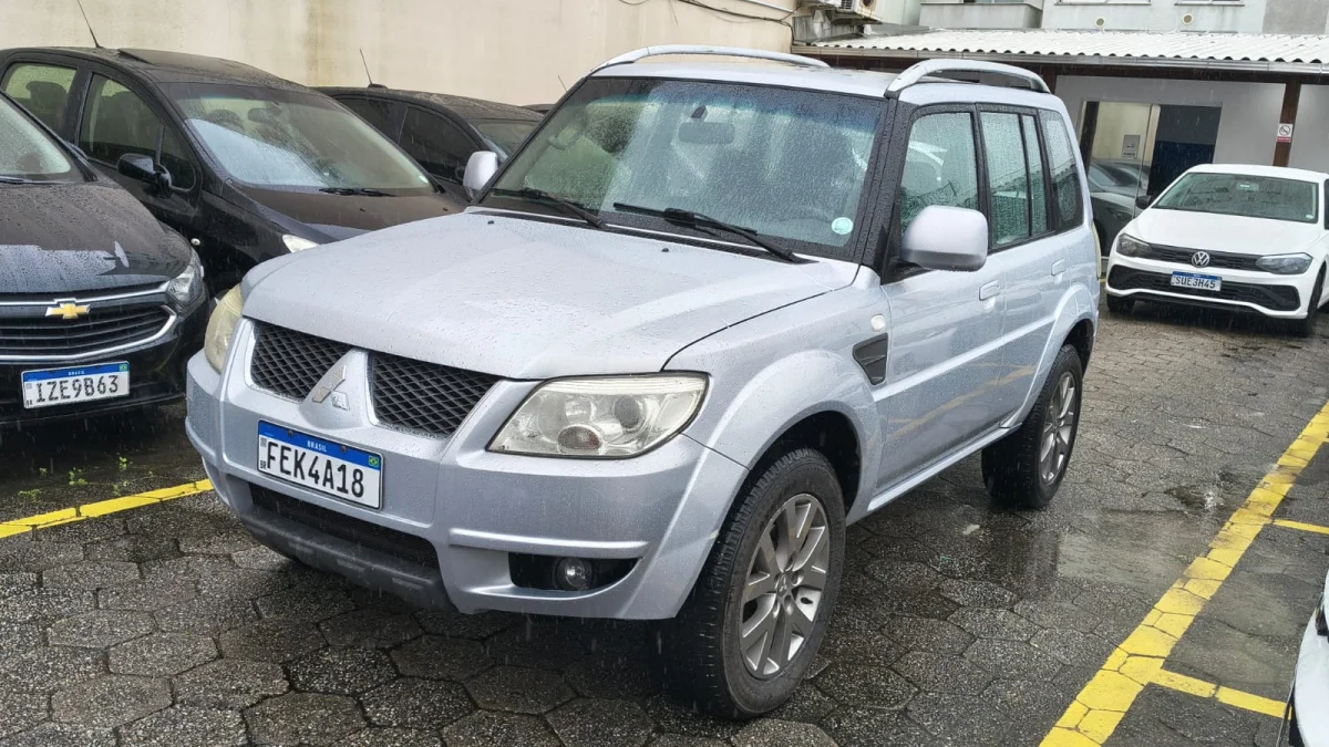 Pajero TR4 2.0 Flex 16V 4X2 Mec. 2013 - Imagem 3