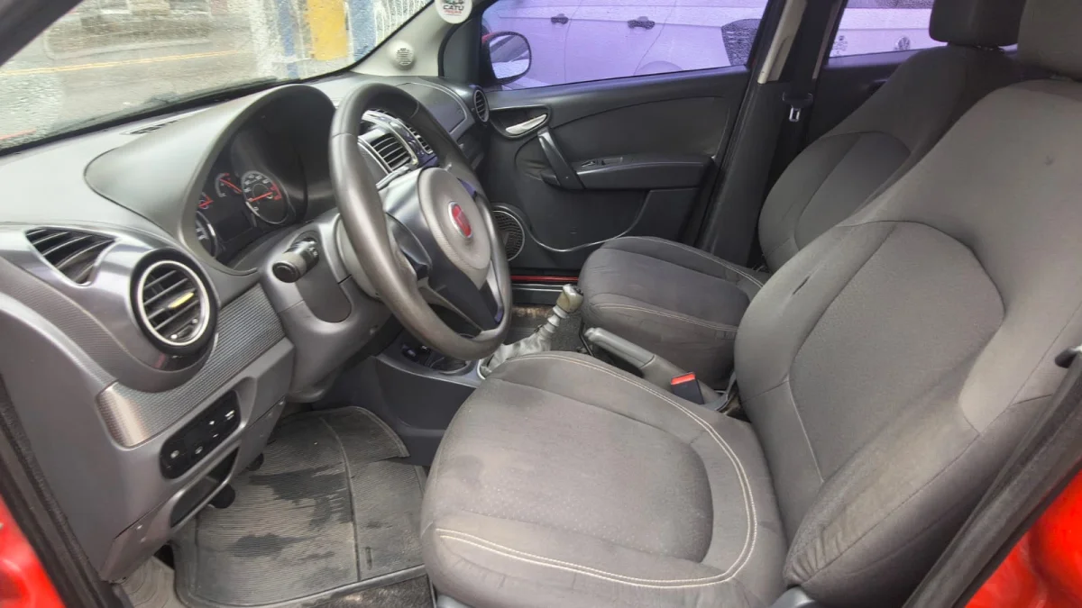Grand Siena ATTRAC 1.4 GNV 2014 - Imagem 7