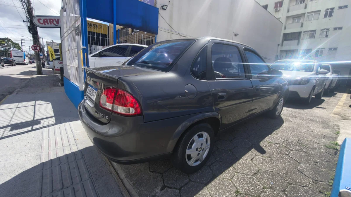 Classic Life 1.0 C/ Ar condicionado Manual 2014 - Imagem 5