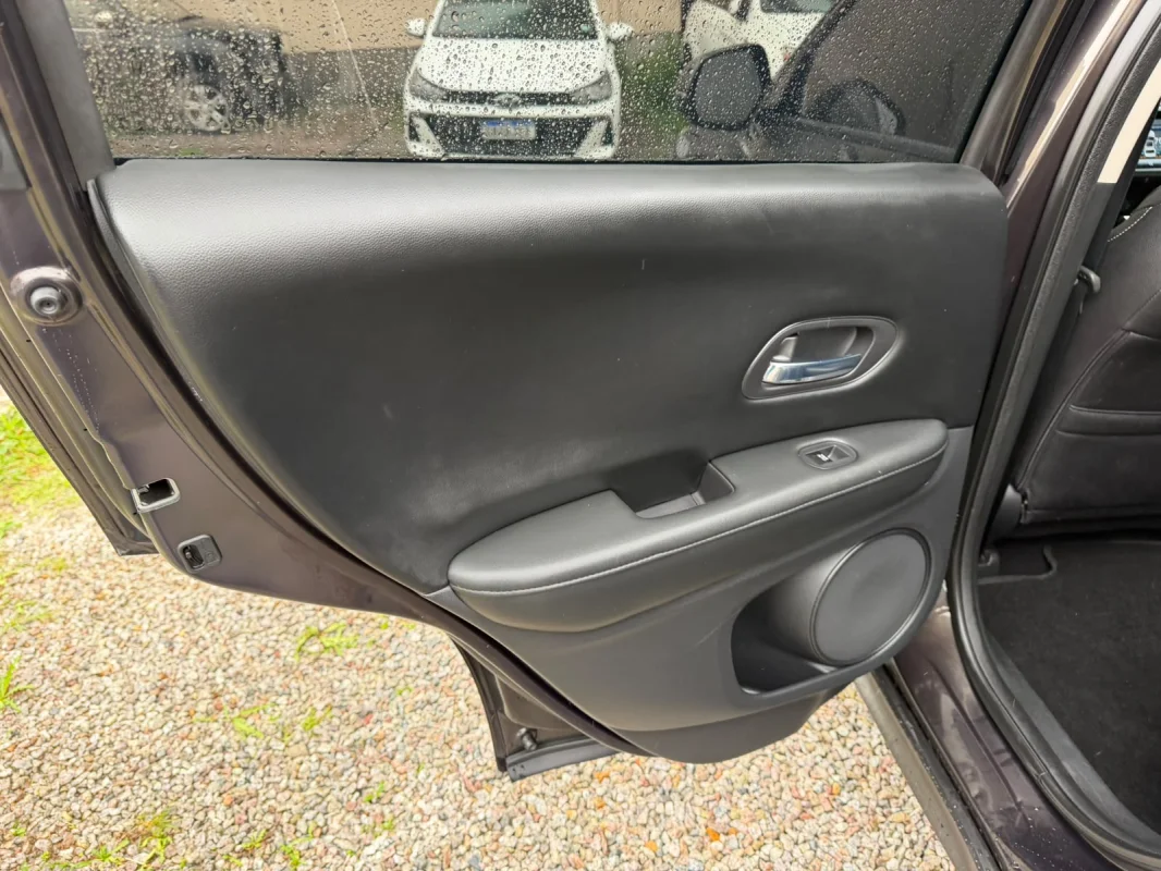 HR-V EX 1.8 2016 - Imagem 12