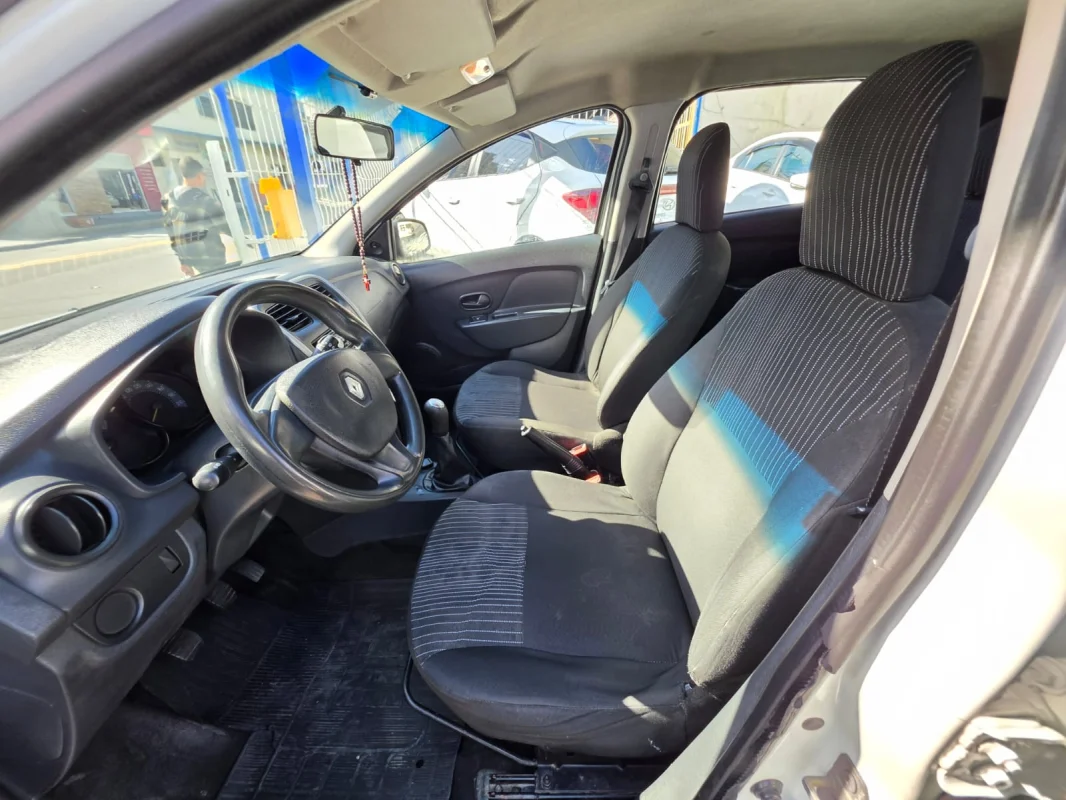 SANDERO Authentique Hi-Power 1.0 16V 2016 Completo - Imagem 7