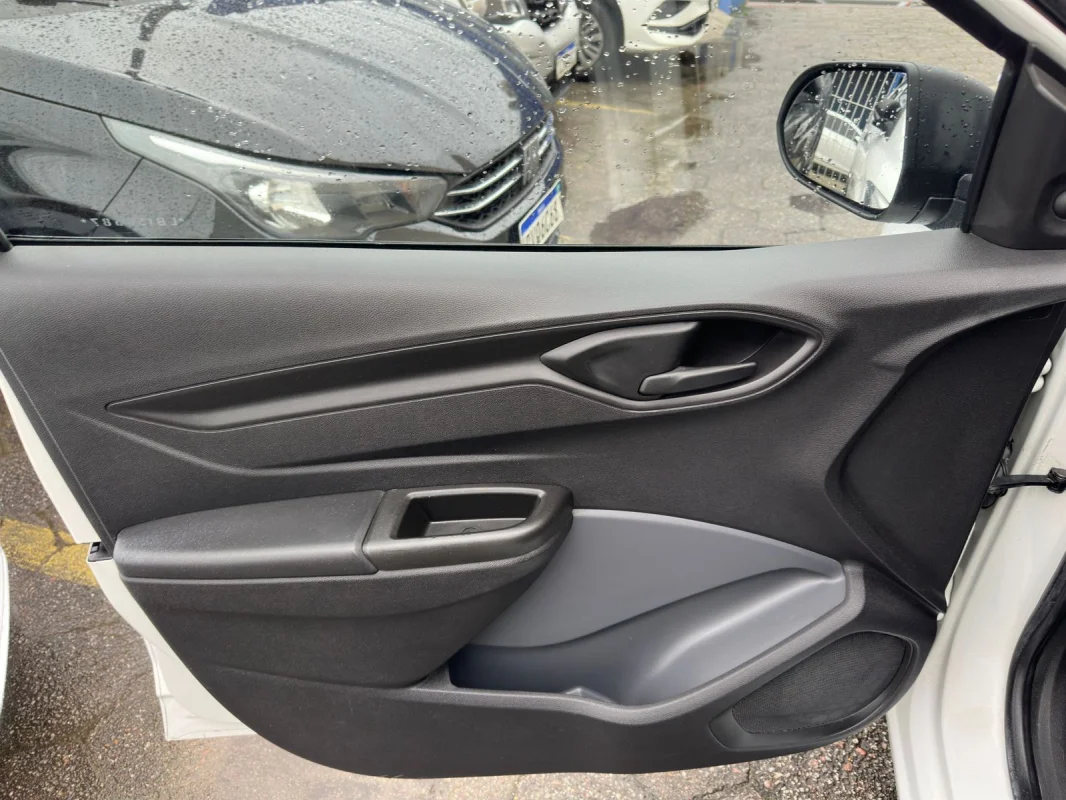 ONIX HATCH Joy 1.0 8V Flex 5p  2020 - Imagem 11