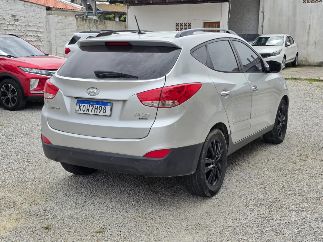 Ix35 2.0 16V 170cv 2WD/4WD Automático 2012 - Imagem 4