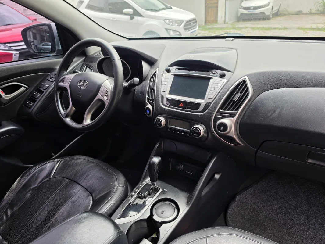 Ix35 2.0 16V 170cv 2WD/4WD Automático 2012 - Imagem 7