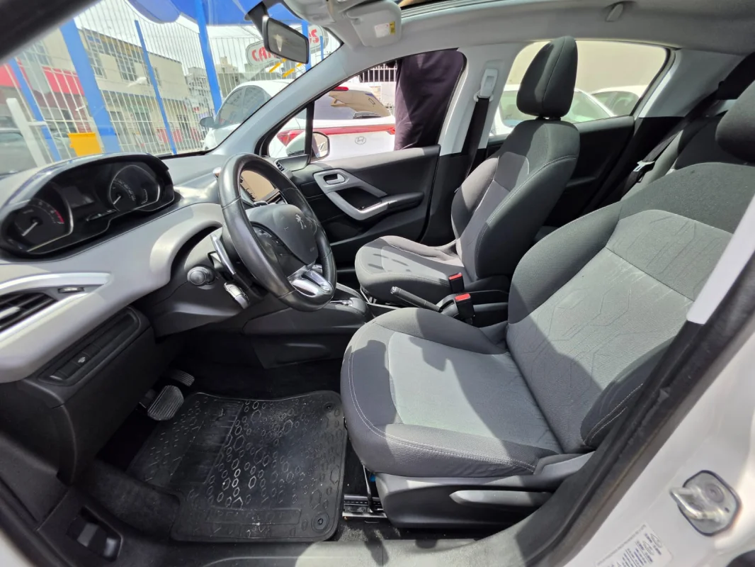 208 Allure 1.6 Flex 16V 5p Automático 2017 - Imagem 6