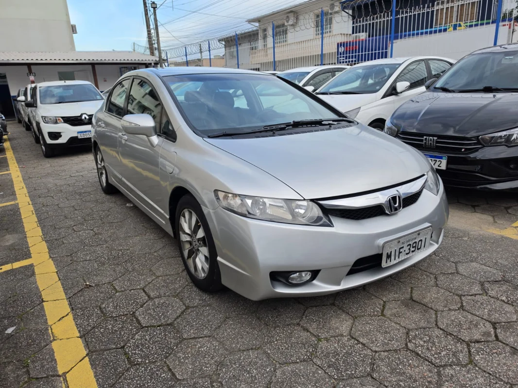 Civic Sed. LXL / SE 1.8 Flex 16V Automático 2011 GNV