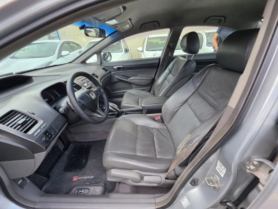 Civic Sed. LXL / SE 1.8 Flex 16V Automático 2011 GNV - Imagem 5